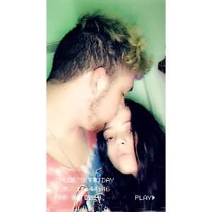 Meet your Posher, Chloe